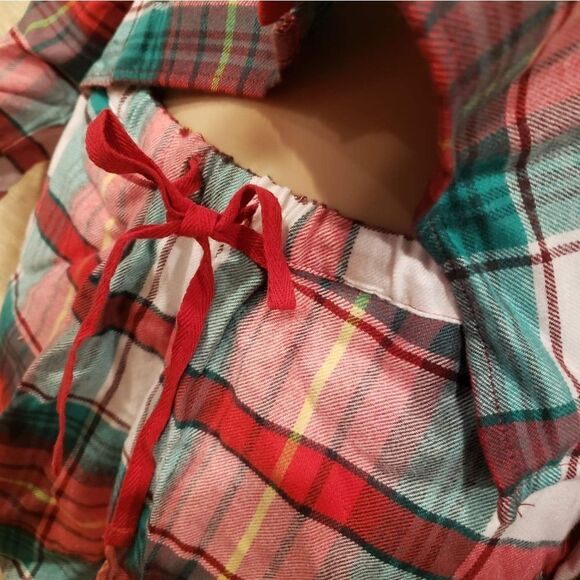 Colsie plaid flannel notch collar pj - Picture 2 of 3